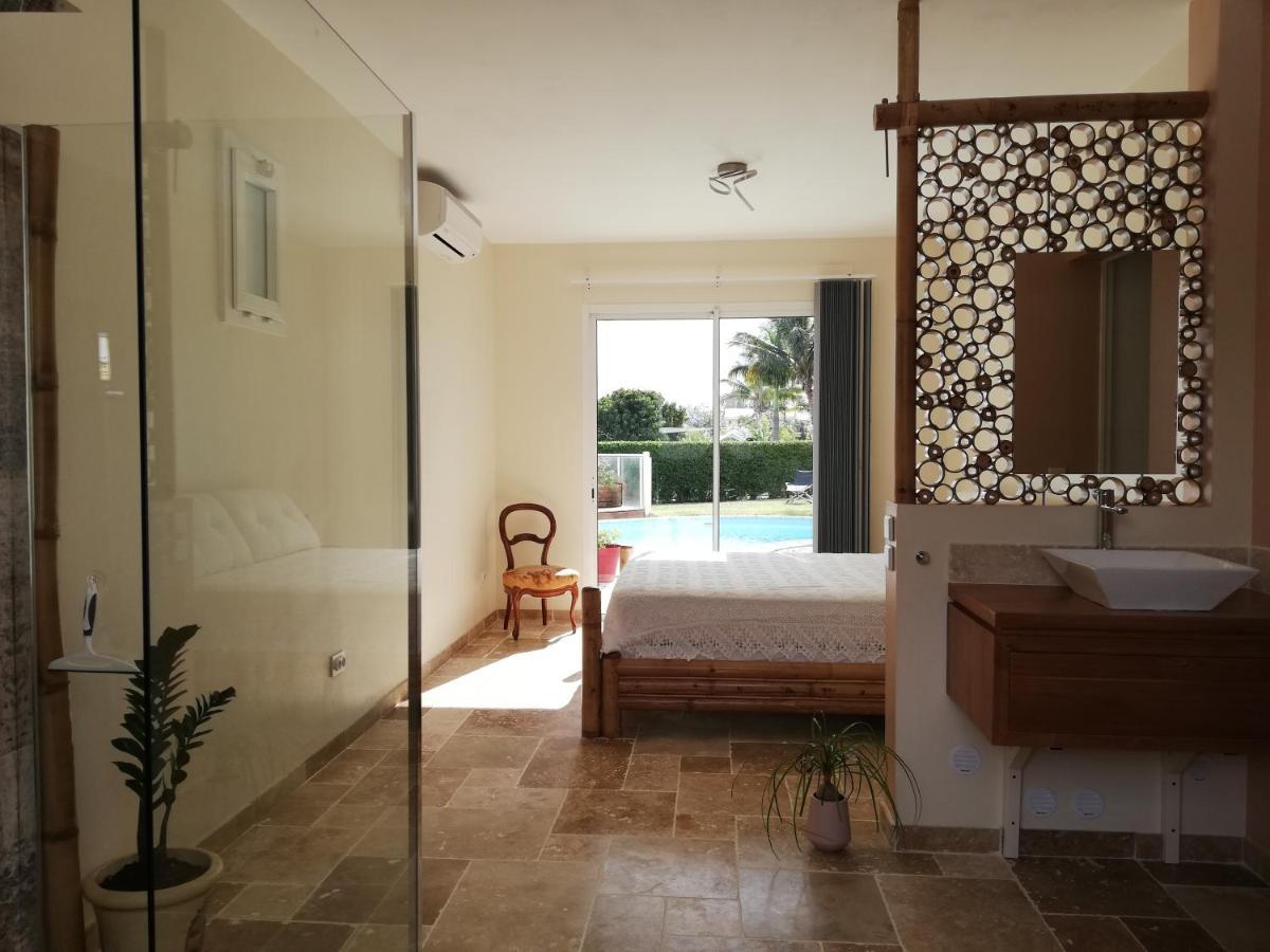 Villa Belle Vue, Chambre Bambous 생피에르 외부 사진